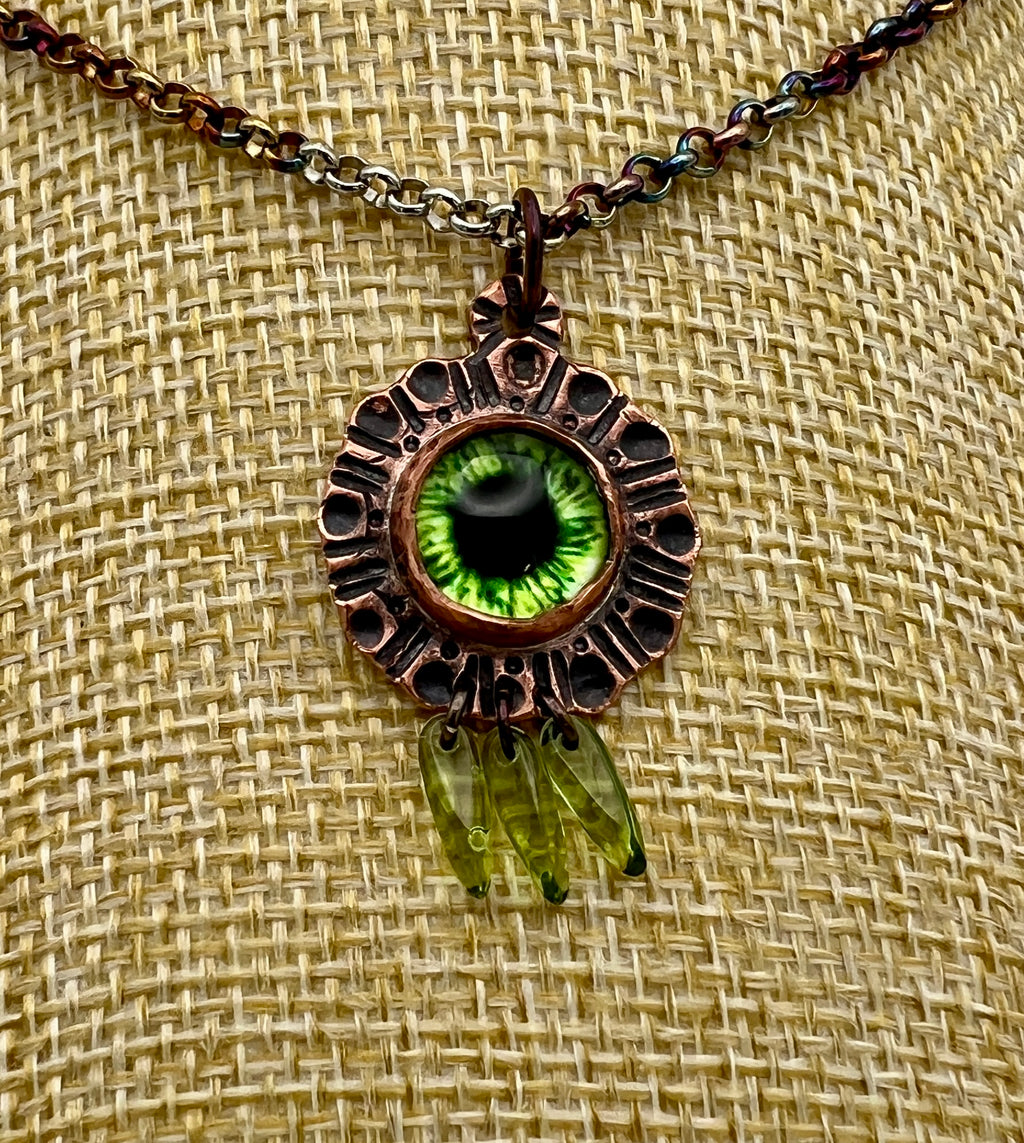 The Argus Pendant